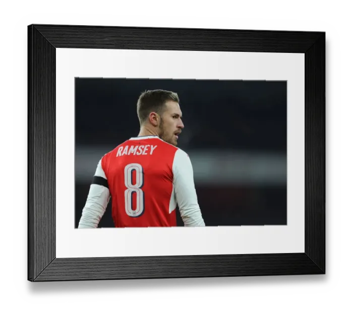 Framed Print : Aaron Ramsey in Action: Arsenal vs Southampton, EFL Cup Quarter-Final