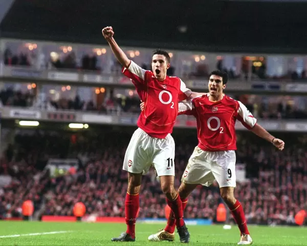 Van Persie and Reyes in Ecstasy: Arsenal's Unforgettable 2:1 FA Cup Victory Over Stoke City