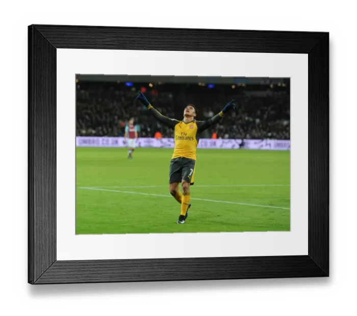 Framed Print : Alexis Sanchez Scores the Third Goal: West Ham United vs. Arsenal, Premier League 2016-17 Framed Print : Alexis Sanchez Scores the Third Goal: West Ham United vs. Arsenal, Premier League 2016-17