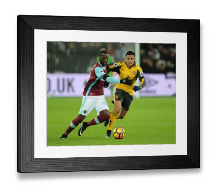 Framed Print : Clash of Titans: Sanchez vs. Fernandes - West Ham United vs. Arsenal, Premier League 2016-17