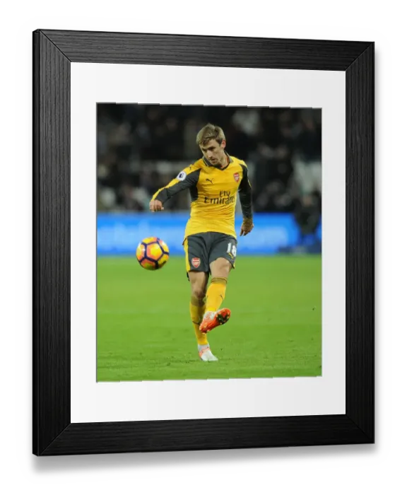 Framed Print : Nacho Monreal in Action: West Ham United vs. Arsenal, Premier League 2016-17 Framed Print : Nacho Monreal in Action: West Ham United vs. Arsenal, Premier League 2016-17