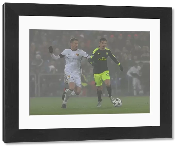 Granit Xhaka Clashes with Marc Janko: FC Basel vs. Arsenal, UEFA Champions League, 2016