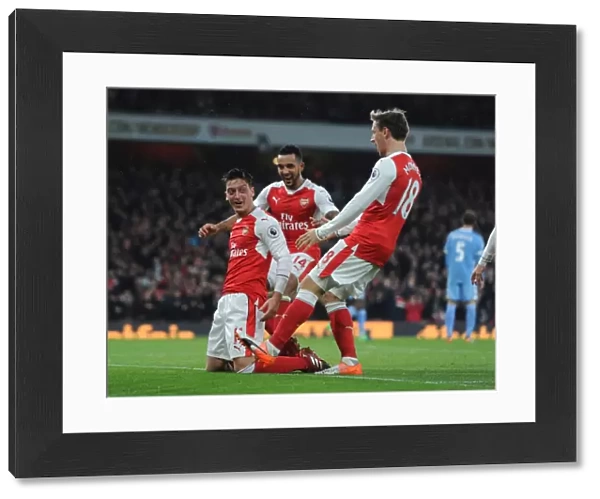 Arsenal Celebrate: Ozil, Walcott, Monreal Score Against Stoke City (2016-17)
