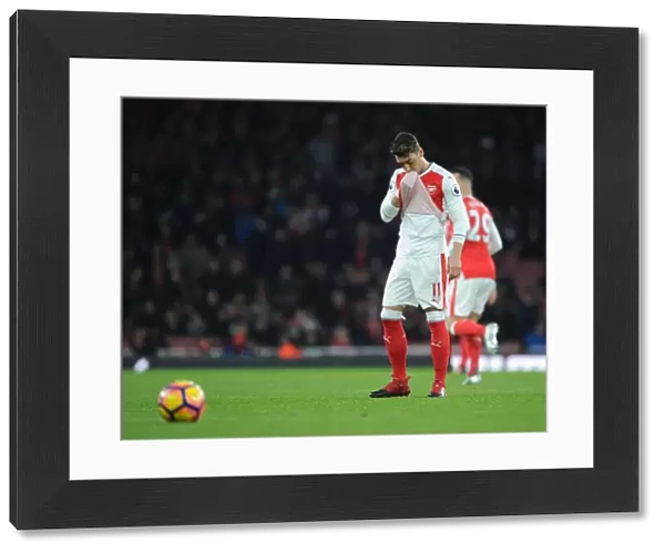 Mesut Ozil in Action: Arsenal vs. Stoke City (Premier League 2016-17)