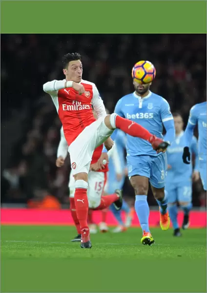 Arsenal's Mesut Ozil in Action: Arsenal vs. Stoke City (Premier League 2016-17)
