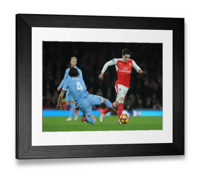 Framed Print : Bellerin vs Allen: Intense Battle at Emirates Stadium - Arsenal v Stoke City, Premier League 2016-17 Framed Print : Bellerin vs Allen: Intense Battle at Emirates Stadium - Arsenal v Stoke City, Premier League 2016-17