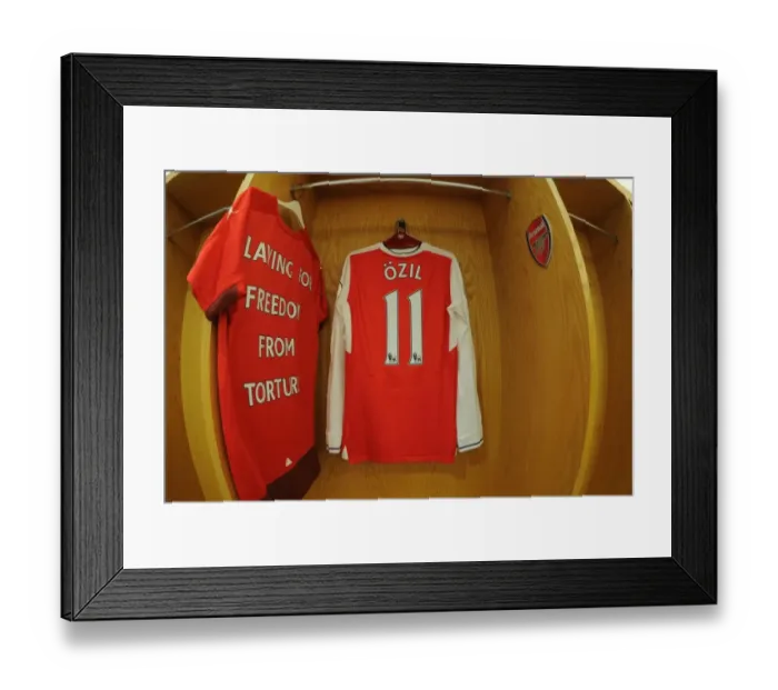Framed Print : Arsenal vs Stoke City: Premier League Showdown at Emirates Stadium (December 2016) Framed Print : Arsenal vs Stoke City: Premier League Showdown at Emirates Stadium (December 2016)