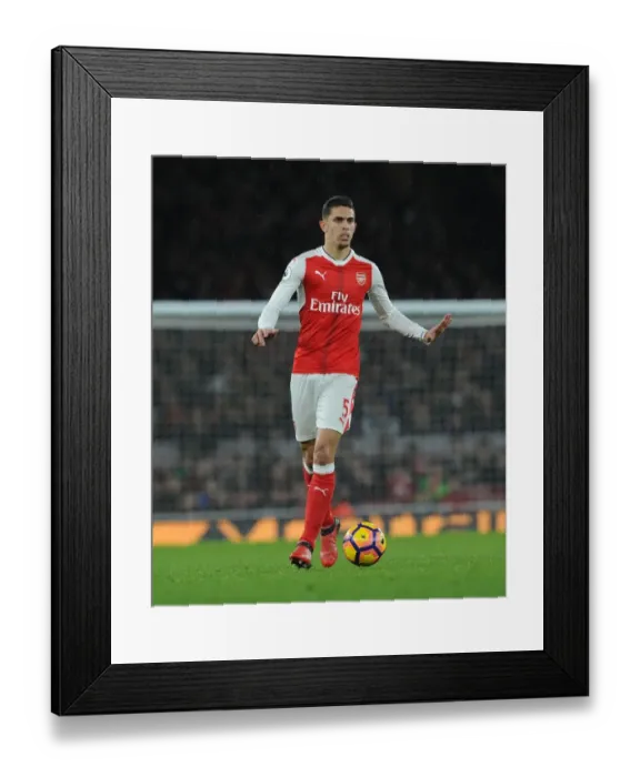 Framed Print : Gabriel in Action: Arsenal vs Stoke City, Premier League (December 2016) Framed Print : Gabriel in Action: Arsenal vs Stoke City, Premier League (December 2016)