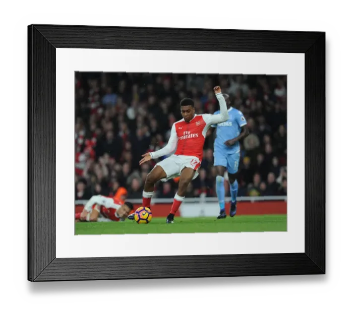 Framed Print : Alex Iwobi Scores Arsenal's Third Goal vs Stoke City (Premier League 2016-17)