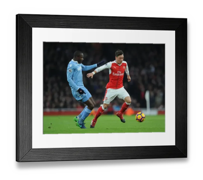 Framed Print : Mesut Ozil vs. Giannelli Imbula: Arsenal vs. Stoke City, Premier League Showdown