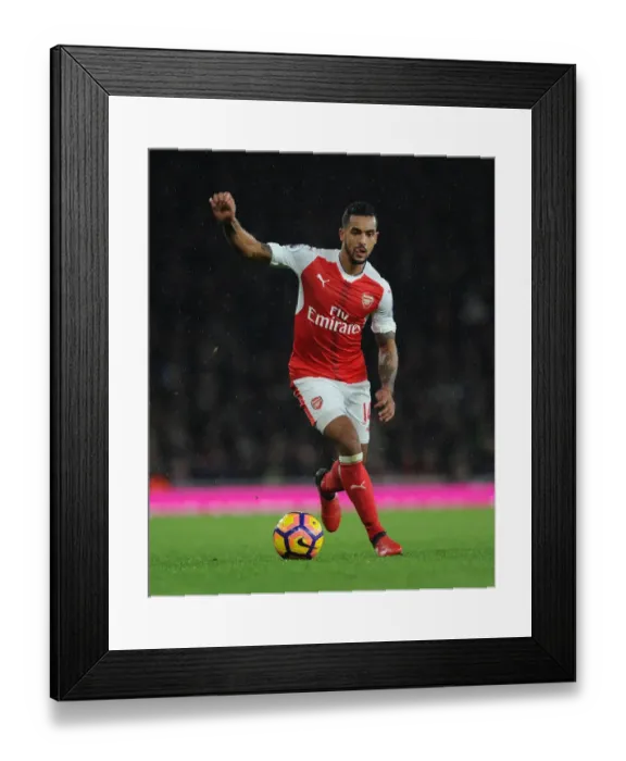 Framed Print : Theo Walcott in Action: Arsenal vs Stoke City, Premier League 2016-17 Framed Print : Theo Walcott in Action: Arsenal vs Stoke City, Premier League 2016-17