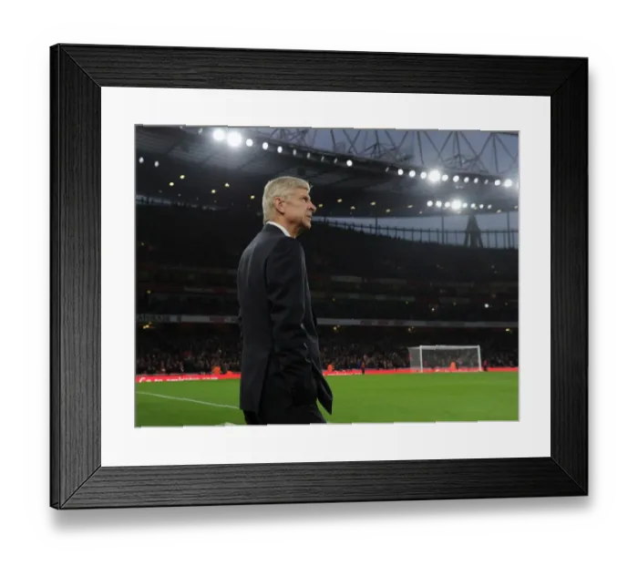 Framed Print : Arsene Wenger: Arsenal Manager before Arsenal vs Stoke City (2016-17)