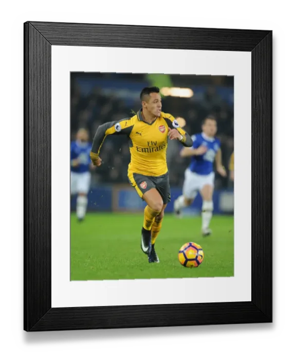 Framed Print : Alexis Sanchez in Action: Everton vs Arsenal, Premier League 2016-17 Framed Print : Alexis Sanchez in Action: Everton vs Arsenal, Premier League 2016-17