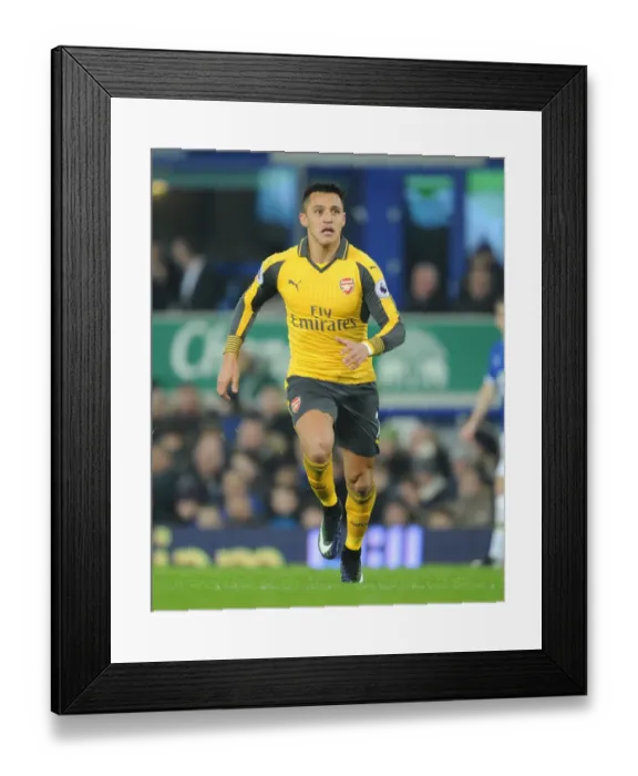 Framed Print : Alexis Sanchez in Action: Everton vs. Arsenal, Premier League 2016-17
