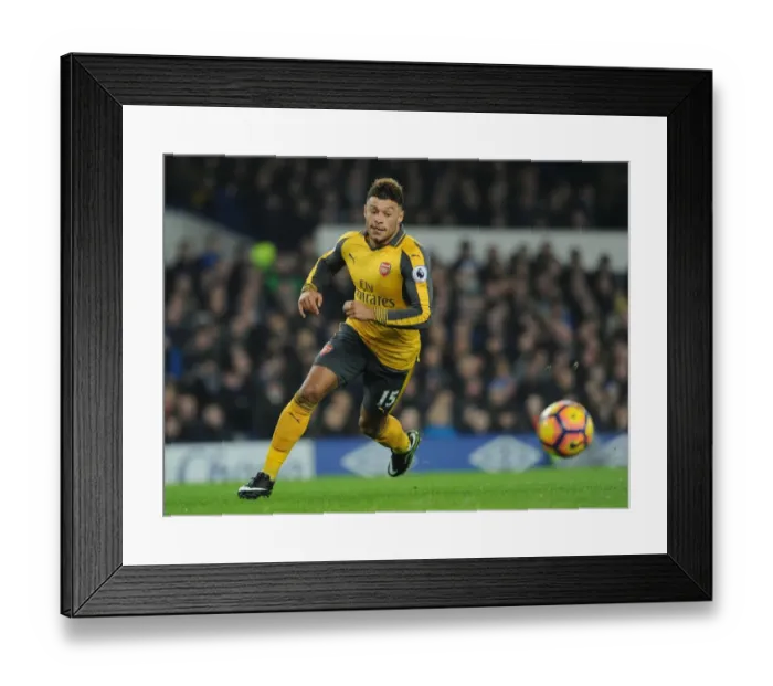 Framed Print : Arsenal's Alex Oxlade-Chamberlain Faces Off at Goodison Park During Premier League Clash with Everton (2016-17) Framed Print : Arsenal's Alex Oxlade-Chamberlain Faces Off at Goodison Park During Premier League Clash with Everton (2016-17)