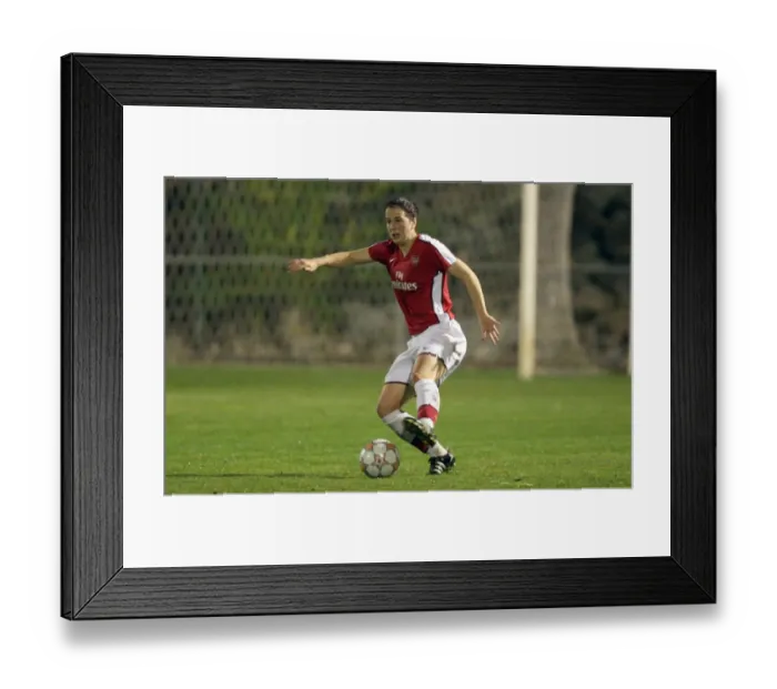 Framed Print : Arsenal Women's UEFA Cup Triumph: Niamh Fahey Shines in 7-2 Victory over FC Zurich