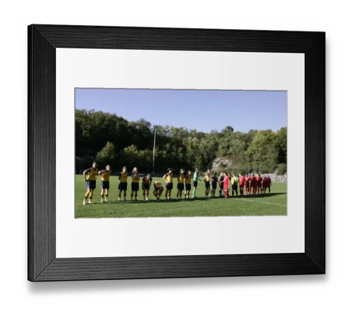 Framed Print : Arsenal Ladies shake hands with Neulengbach before the match