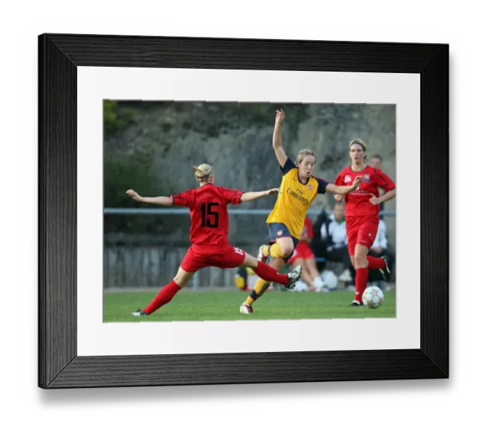 Framed Print : Gemma Davison (Arsenal) Daniela Tasch (Neulengbach) Framed Print : Gemma Davison (Arsenal) Daniela Tasch (Neulengbach)