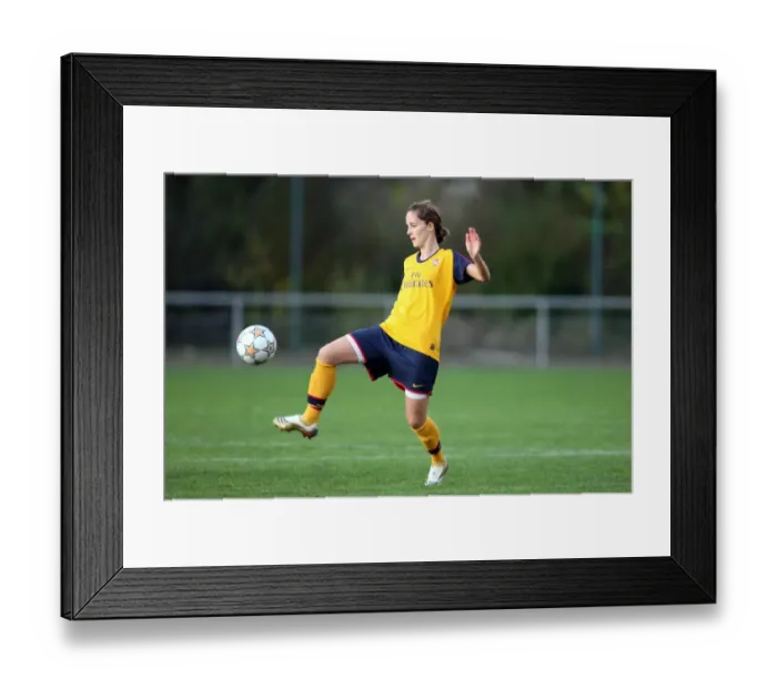 Framed Print : Yvonne Tracey (Arsenal) Framed Print : Yvonne Tracey (Arsenal)