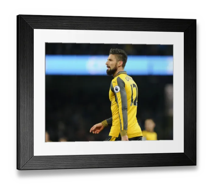 Framed Print : Giroud Faces Manchester City: Arsenal vs. Manchester City, Premier League 2016-17 Framed Print : Giroud Faces Manchester City: Arsenal vs. Manchester City, Premier League 2016-17