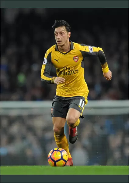 Mesut Ozil (Arsenal). Manchester City 2: 1 Arsenal. Premier League. Eithad Stadium