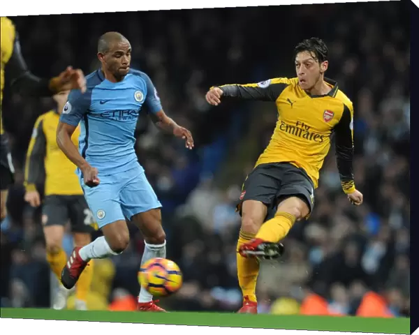 Mesut Ozil (Arsenal) Fernando (Man City). Manchester City 2: 1 Arsenal. Premier League