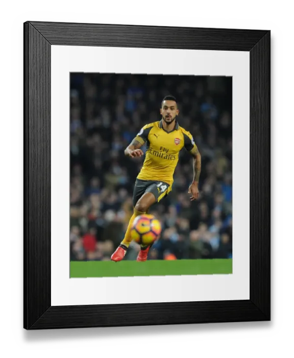 Framed Print : Theo Walcott (Arsenal). Manchester City 2: 1 Arsenal. Premier League. Eithad Stadium
