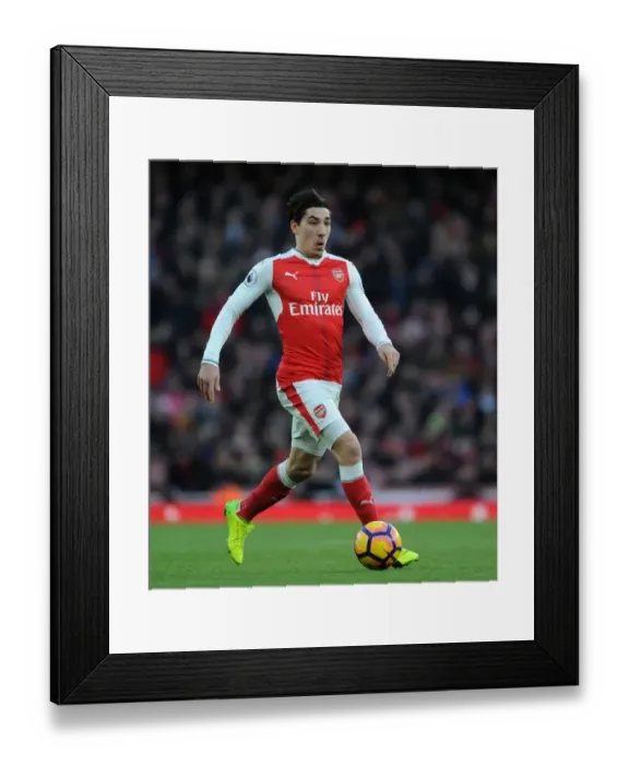 Framed Print : Arsenal's Hector Bellerin in Action against West Bromwich Albion, Premier League 2016-17 Framed Print : Arsenal's Hector Bellerin in Action against West Bromwich Albion, Premier League 2016-17