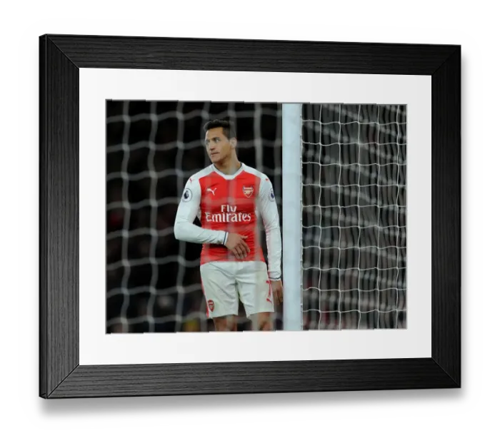 Framed Print : Alexis Sanchez in Action: Arsenal vs West Bromwich Albion, Premier League 2016-17