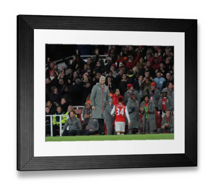 Framed Print : Arsene Wenger the Arsenal Manager. Arsenal 1: 0 West Bromwich Albion. Premier League