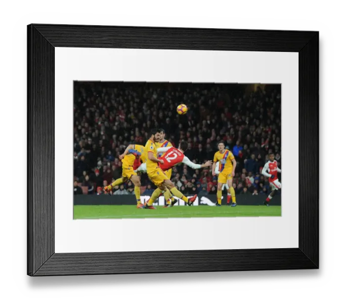 Framed Print : Giroud's Last-Minute Thriller: Arsenal Snatch Victory from Crystal Palace in Premier League Showdown, 2016-17 Framed Print : Giroud's Last-Minute Thriller: Arsenal Snatch Victory from Crystal Palace in Premier League Showdown, 2016-17