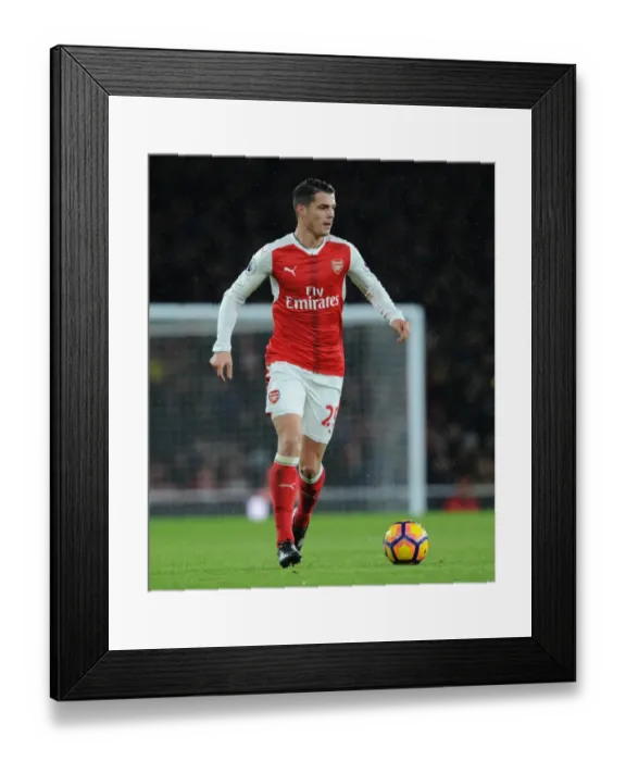 Framed Print : Granit Xhaka in Action: Arsenal vs Crystal Palace, Premier League 2016-17