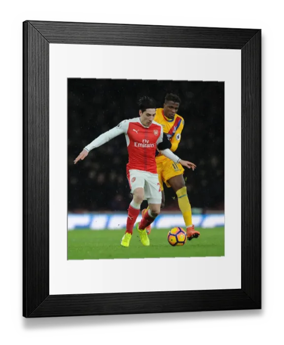 Framed Print : Hector Bellerin (Arsenal) Wilfred Zaha (Palace)