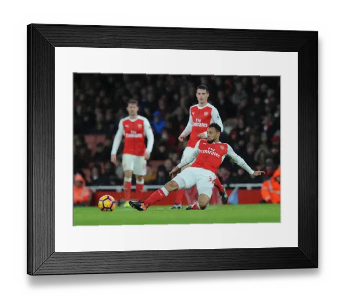 Framed Print : Francis Coquelin: In Action for Arsenal Against Crystal Palace (2016-17) Framed Print : Francis Coquelin: In Action for Arsenal Against Crystal Palace (2016-17)