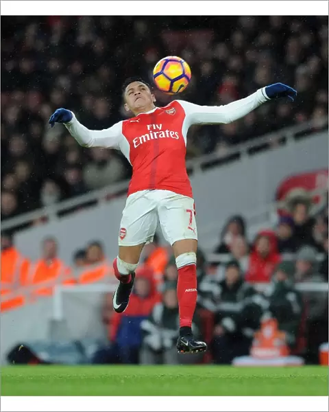 Alexis Sanchez in Action: Arsenal vs Crystal Palace, Premier League 2016-17