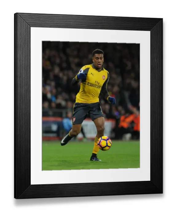 Framed Print : Arsenal's Alex Iwobi in Action during the Premier League Clash against AFC Bournemouth (2016-17) Framed Print : Arsenal's Alex Iwobi in Action during the Premier League Clash against AFC Bournemouth (2016-17)
