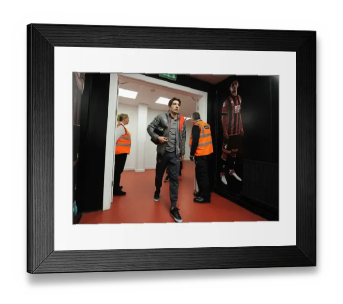 Framed Print : Arsenal's Hector Bellerin Heads to Vitality Stadium for AFC Bournemouth Clash (AFC Bournemouth v Arsenal, Premier League 2016-17) Framed Print : Arsenal's Hector Bellerin Heads to Vitality Stadium for AFC Bournemouth Clash (AFC Bournemouth v Arsenal, Premier League 2016-17)