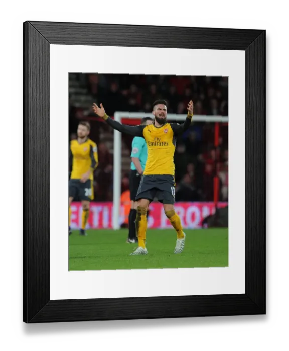 Framed Print : Arsenal's Olivier Giroud in Action against AFC Bournemouth, Premier League 2016-17 Framed Print : Arsenal's Olivier Giroud in Action against AFC Bournemouth, Premier League 2016-17