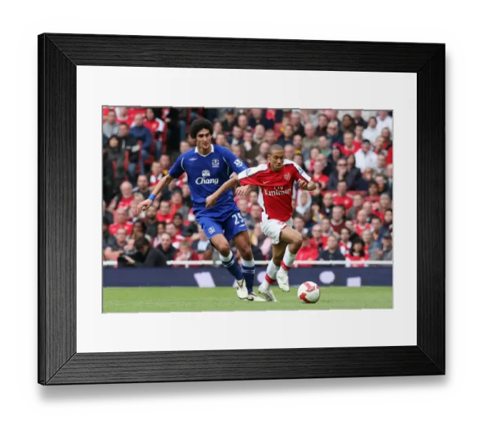 Framed Print : Gael Clichy (Arsenal) Marouane Fellaini (Everton) Framed Print : Gael Clichy (Arsenal) Marouane Fellaini (Everton)