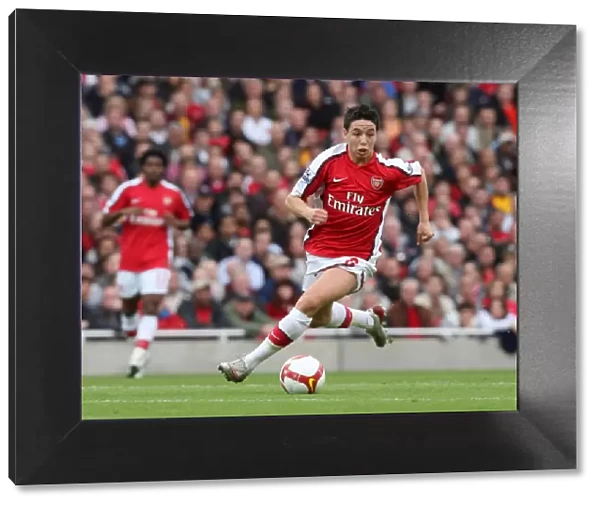 Samir Nasri in Action: Arsenal's 3:1 Victory over Everton in the Barclays Premier League at Emirates Stadium (October 18, 2008)