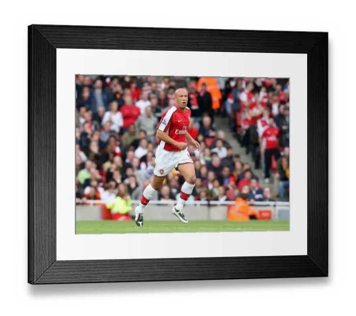 Framed Print : Mikael Silvestre's Triumph: Arsenal's 3:1 Victory over Everton in the Barclays Premier League (18 / 10 / 08)
