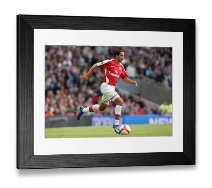 Framed Print : Theo Walcott's Brilliant Performance: Arsenal's 3:1 Victory Over Everton, Barclays Premier League, Emirates Stadium, 18 / 10 / 08