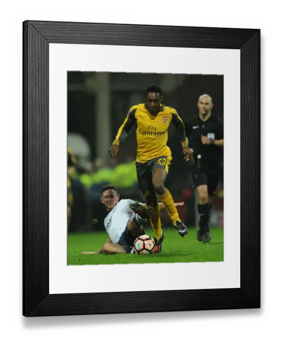 Framed Print : Welbeck vs Browne: FA Cup Clash at Deepdale - Preston North End vs Arsenal Framed Print : Welbeck vs Browne: FA Cup Clash at Deepdale - Preston North End vs Arsenal
