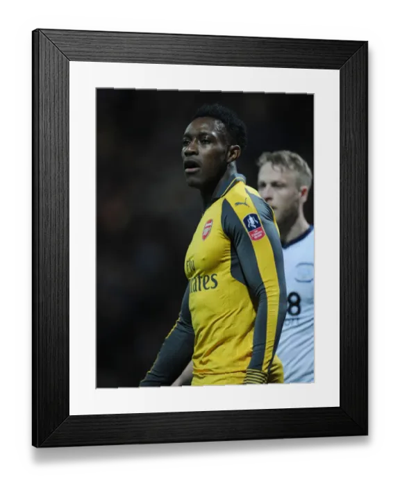 Framed Print : Arsenal's Danny Welbeck in FA Cup Action: Arsenal vs Preston North End (2017) Framed Print : Arsenal's Danny Welbeck in FA Cup Action: Arsenal vs Preston North End (2017)