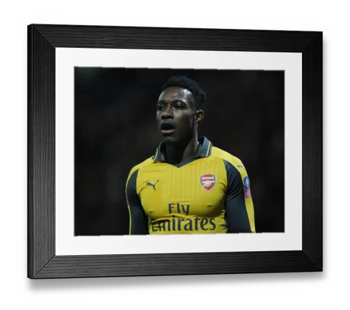 Framed Print : Arsenal's Danny Welbeck in Action during FA Cup Third Round Match against Preston North End