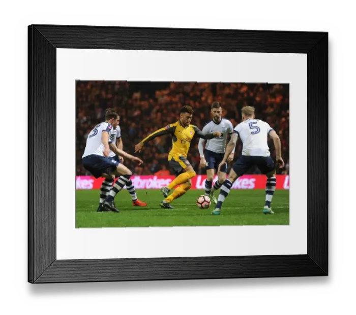 Framed Print : Preston North End vs Arsenal: FA Cup Third Round Clash - Oxlade-Chamberlain Faces Off Against Cunningham and Clarke Framed Print : Preston North End vs Arsenal: FA Cup Third Round Clash - Oxlade-Chamberlain Faces Off Against Cunningham and Clarke