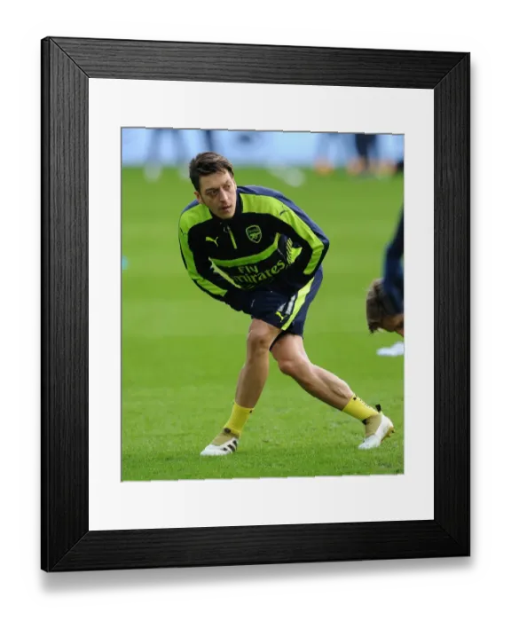 Framed Print : Mesut Ozil Warming Up: Swansea City vs. Arsenal, Premier League 2016-17 Framed Print : Mesut Ozil Warming Up: Swansea City vs. Arsenal, Premier League 2016-17