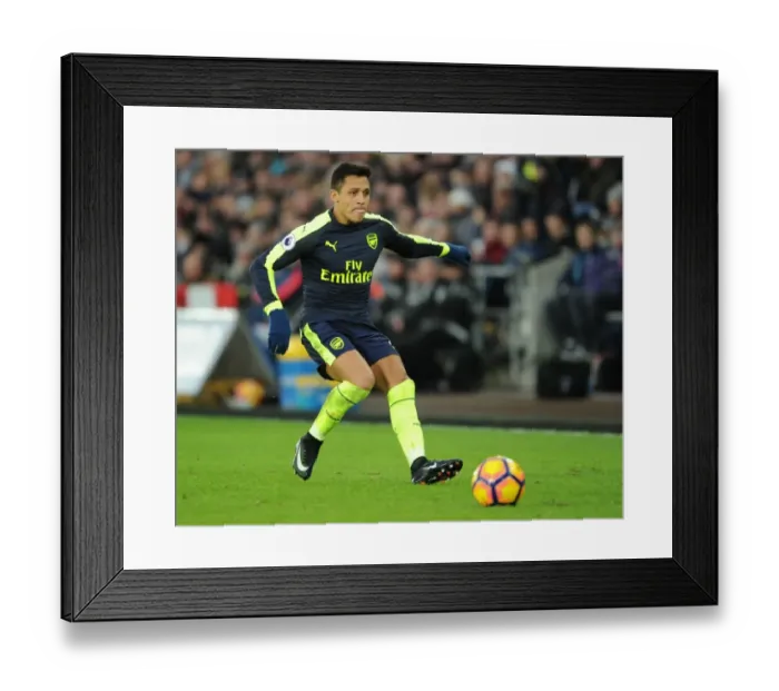 Framed Print : Alexis Sanchez in Action: Arsenal vs Swansea City, Premier League 2016-17 Framed Print : Alexis Sanchez in Action: Arsenal vs Swansea City, Premier League 2016-17