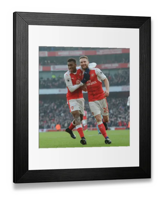 Framed Print : Arsenal: Mustafi and Iwobi's Goal Celebration vs Burnley (2016-17)