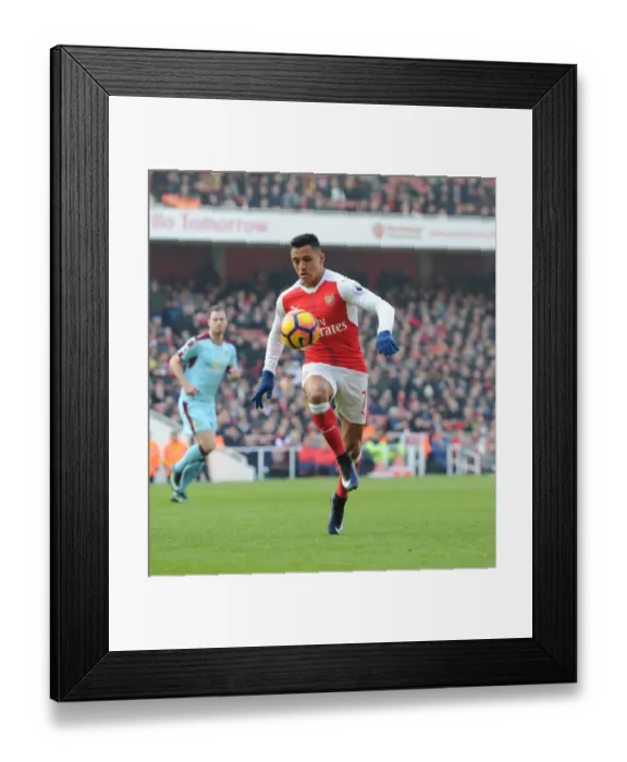 Framed Print : Arsenal's Alexis Sanchez in Action: Arsenal vs Burnley, Premier League 2016-17